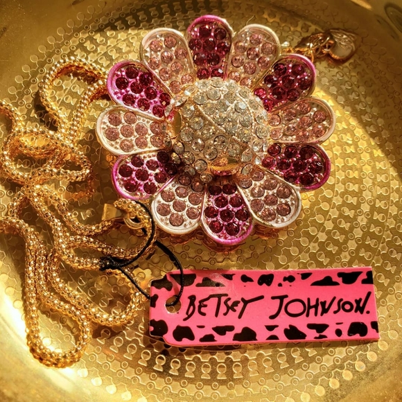 Betsey Johnson pink flower necklace,  long gold ch - Picture 8 of 9